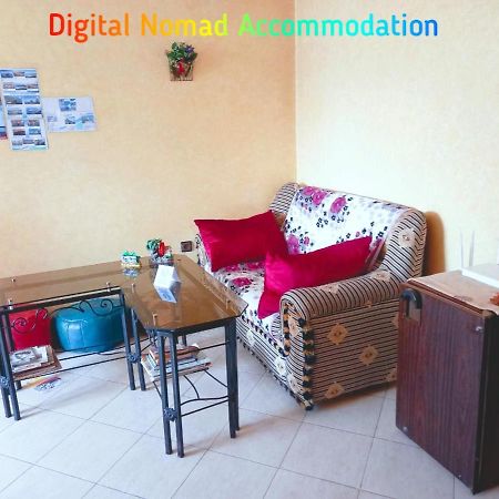 Aertisticspace In The Center 4Bunk Dormroom Tangier Bagian luar foto